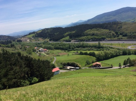 ... face à la montagne!